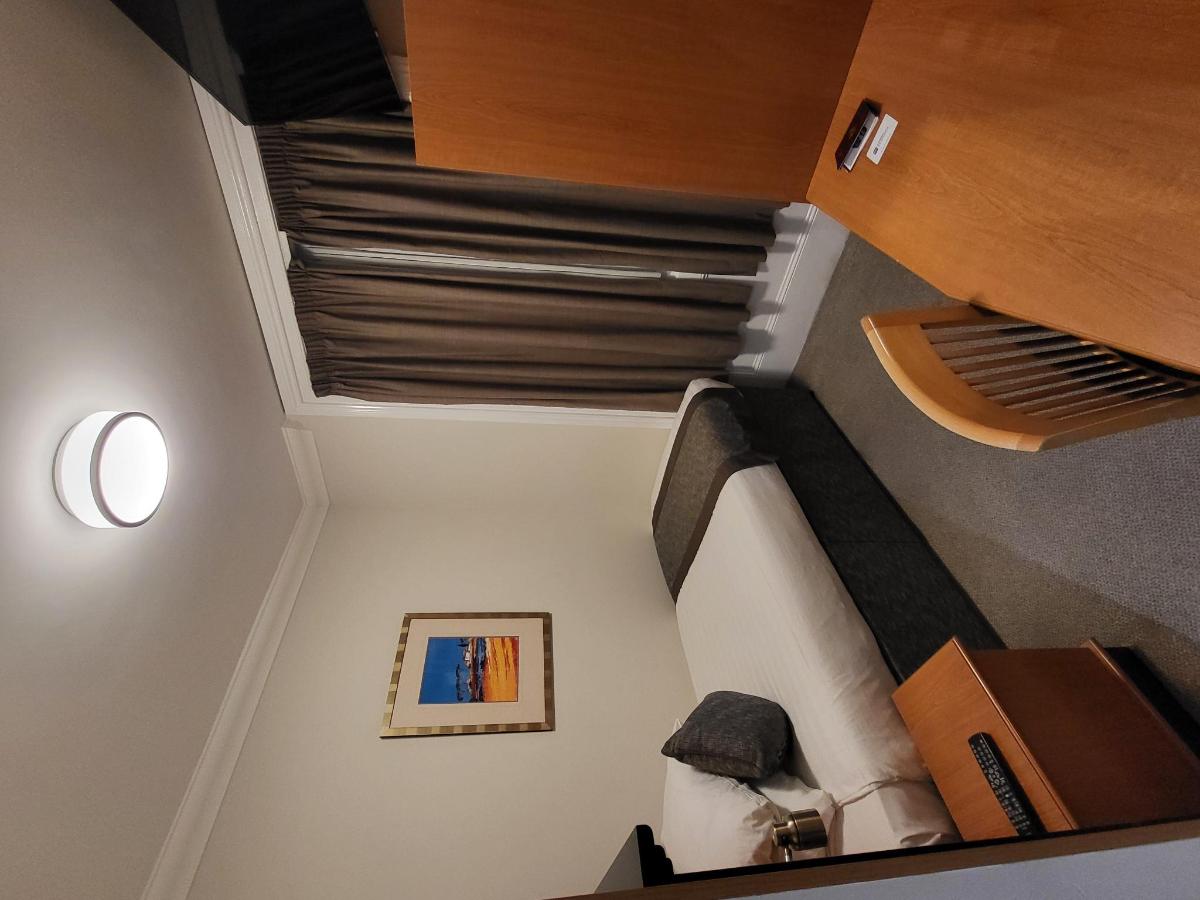 City Hotel Carlton photo 6