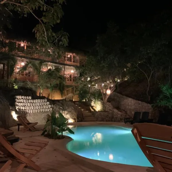Cocos Hotel photo 5