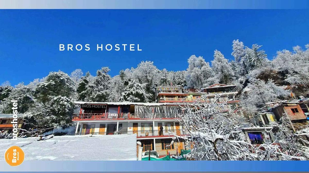 Bros Hostel & Yaara Cafe photo 1