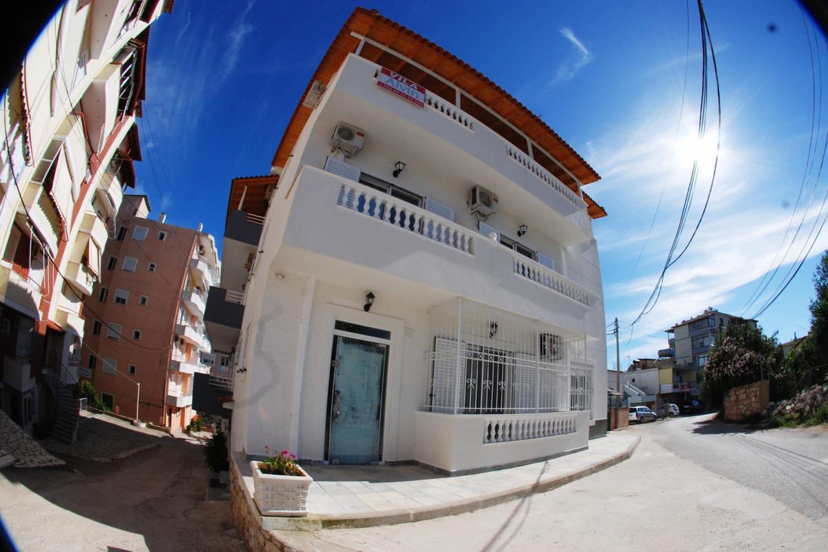 Vila Alvin photo 1