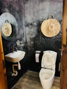 Compass Hostel photo 3