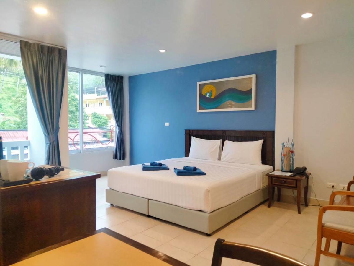 Karon Living Room Hotel photo 1