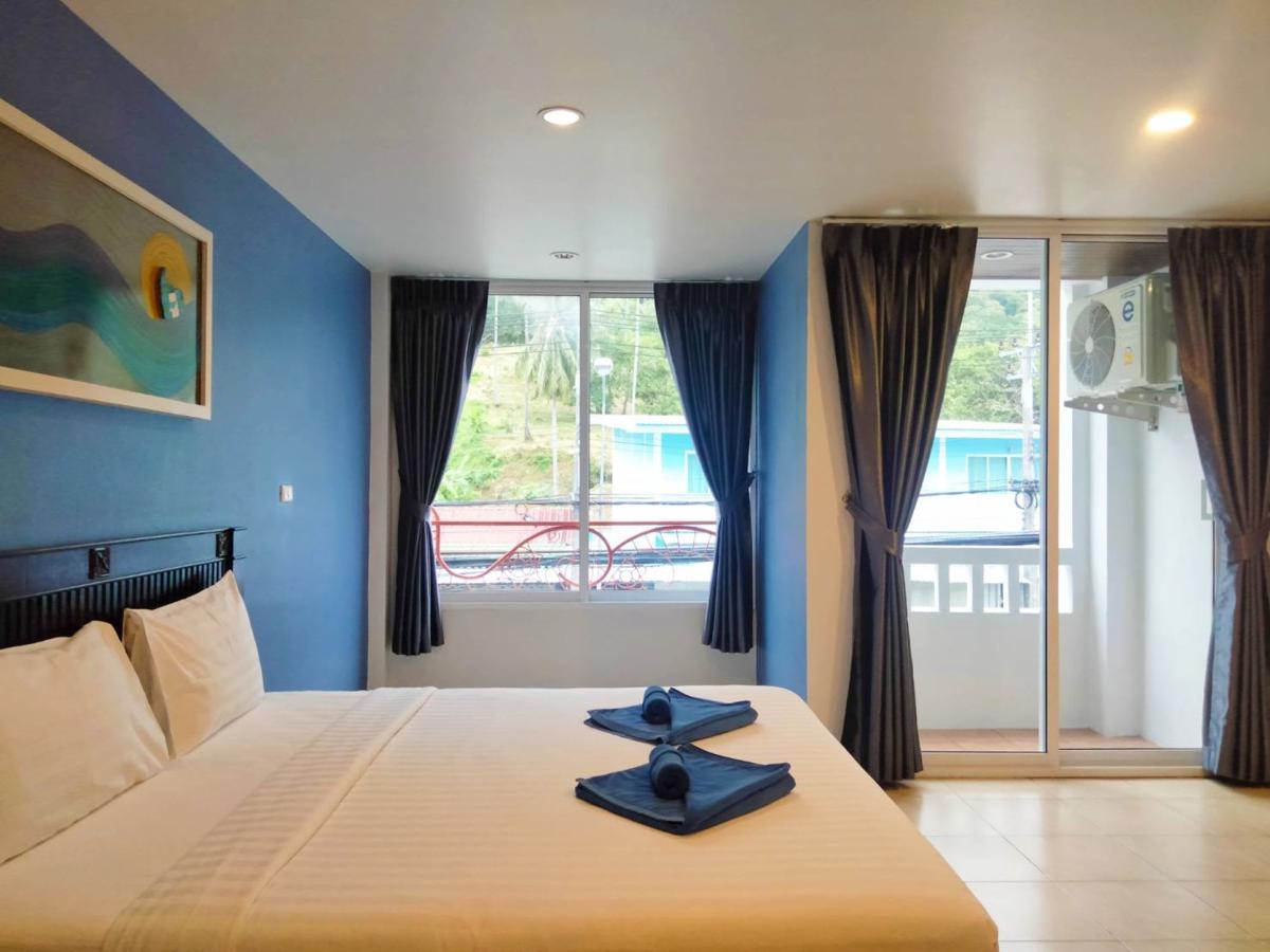Karon Living Room Hotel photo 2
