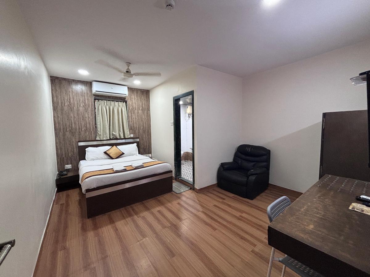 Hotel Sunshine Airport photo 1
