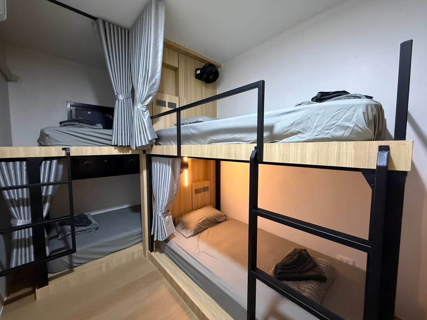 Jupiter Hostel photo 2