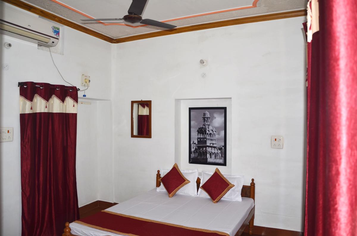 Gajanand Guest House photo 5