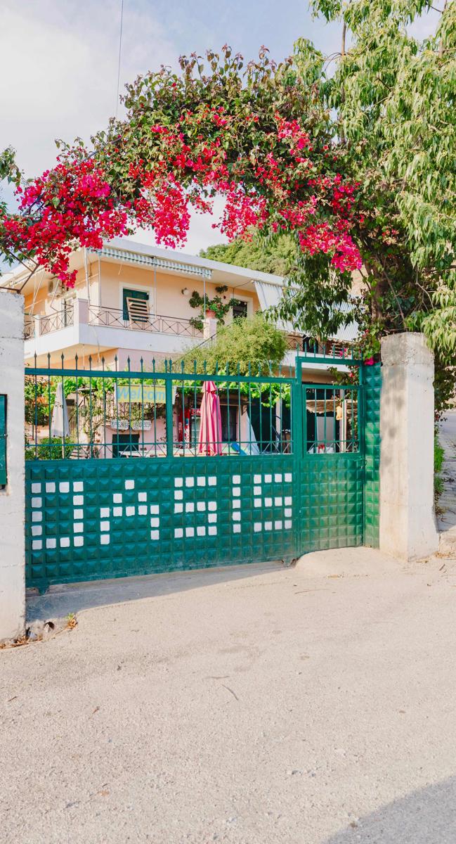 Oasis Hostel photo 3