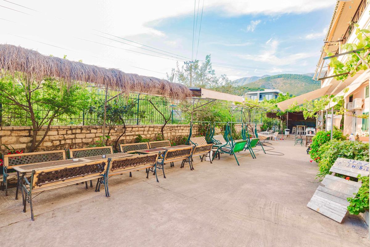 Oasis Hostel photo 4