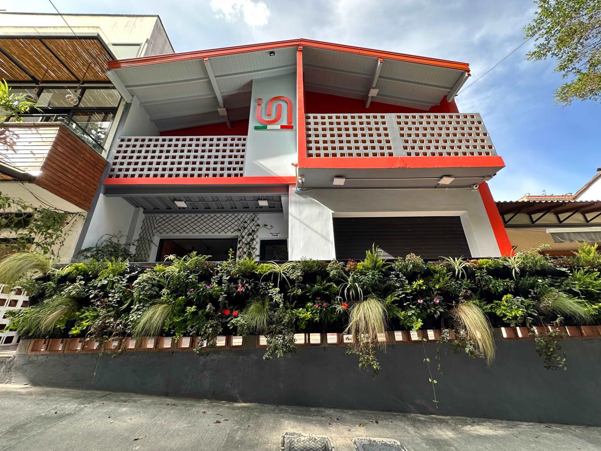 Co-link House photo 1