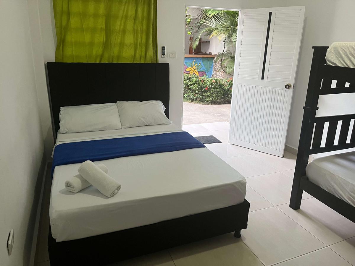 Casa Beach Life Hostel & Free Mojitos Bar photo 1