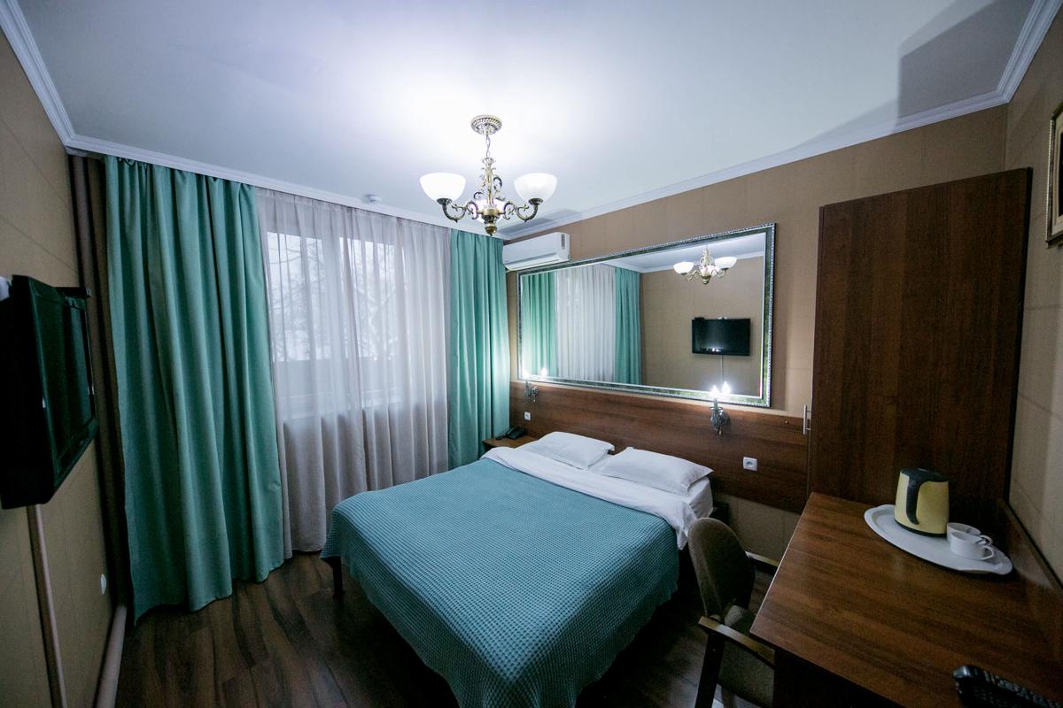 Flagman Hotel photo 1