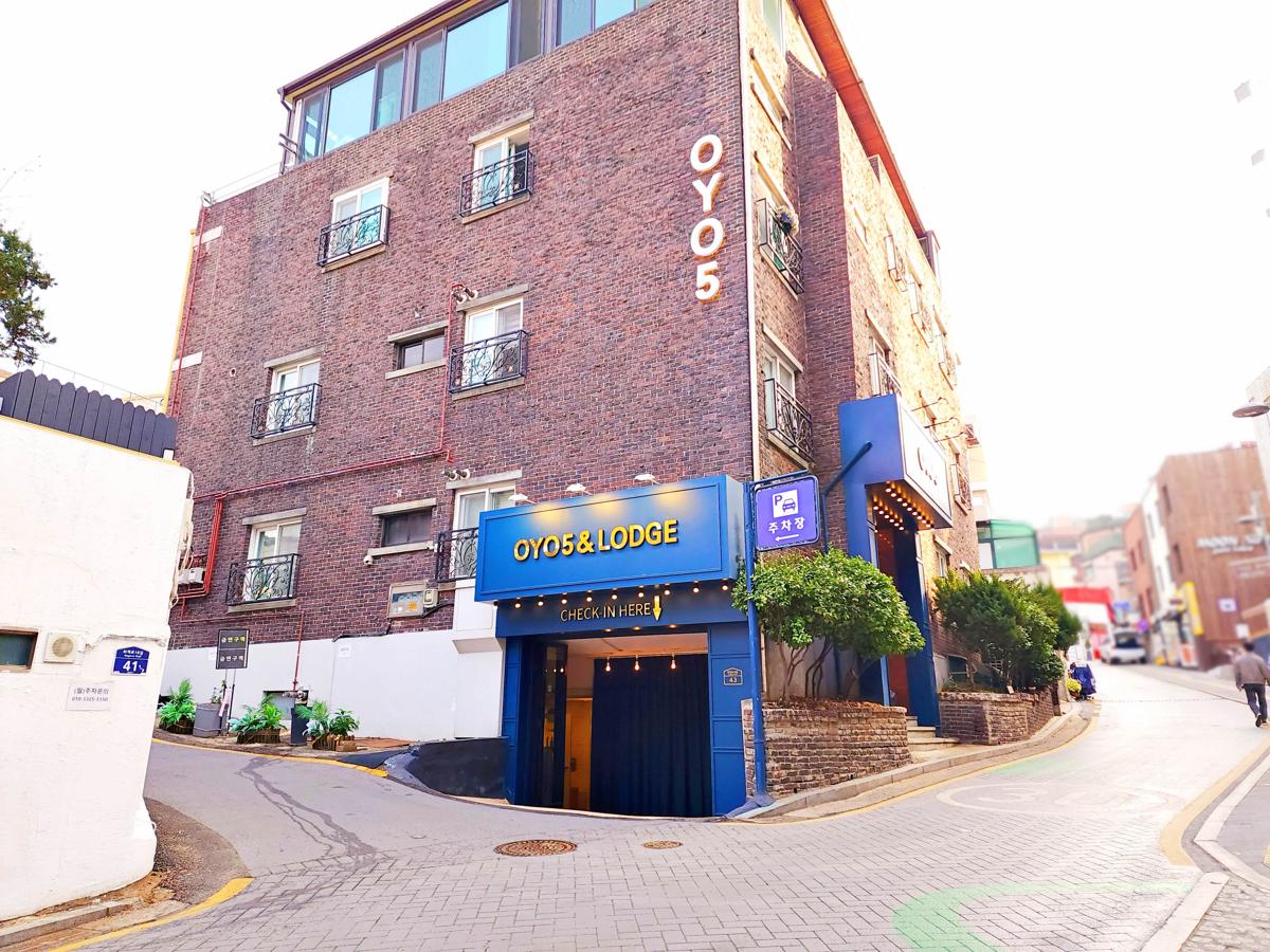 OYO Hostel Myeongdong 5 photo 1