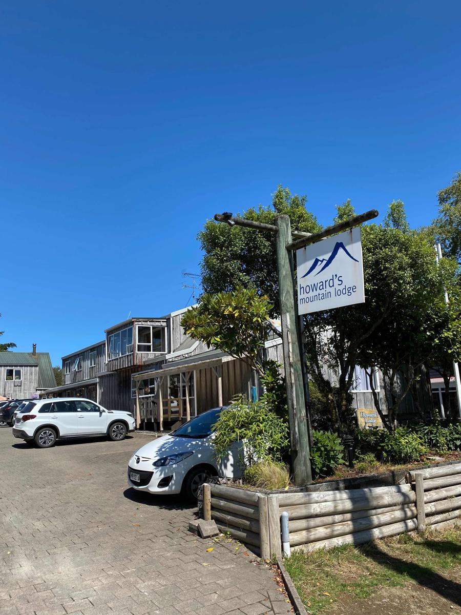 Howards Mountain Lodge photo 1