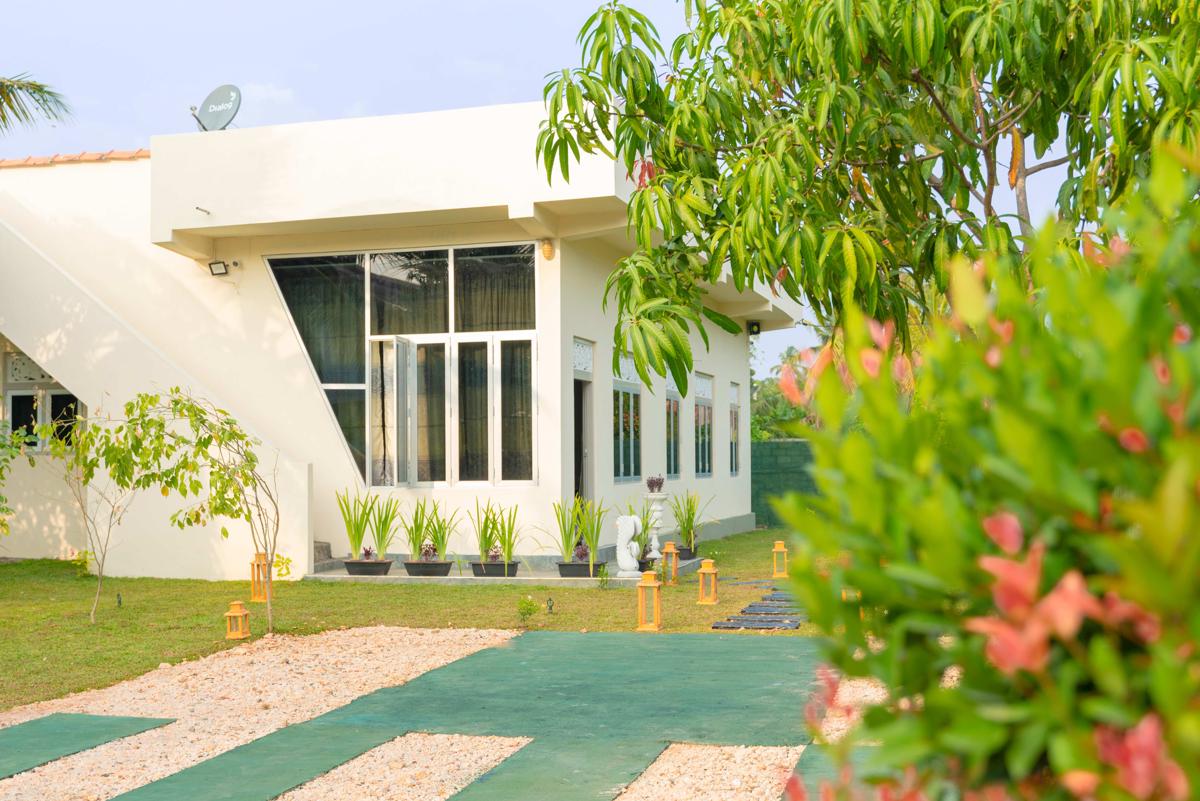 Bliss Loft Transit Villa Kurana Katunayaka photo 1