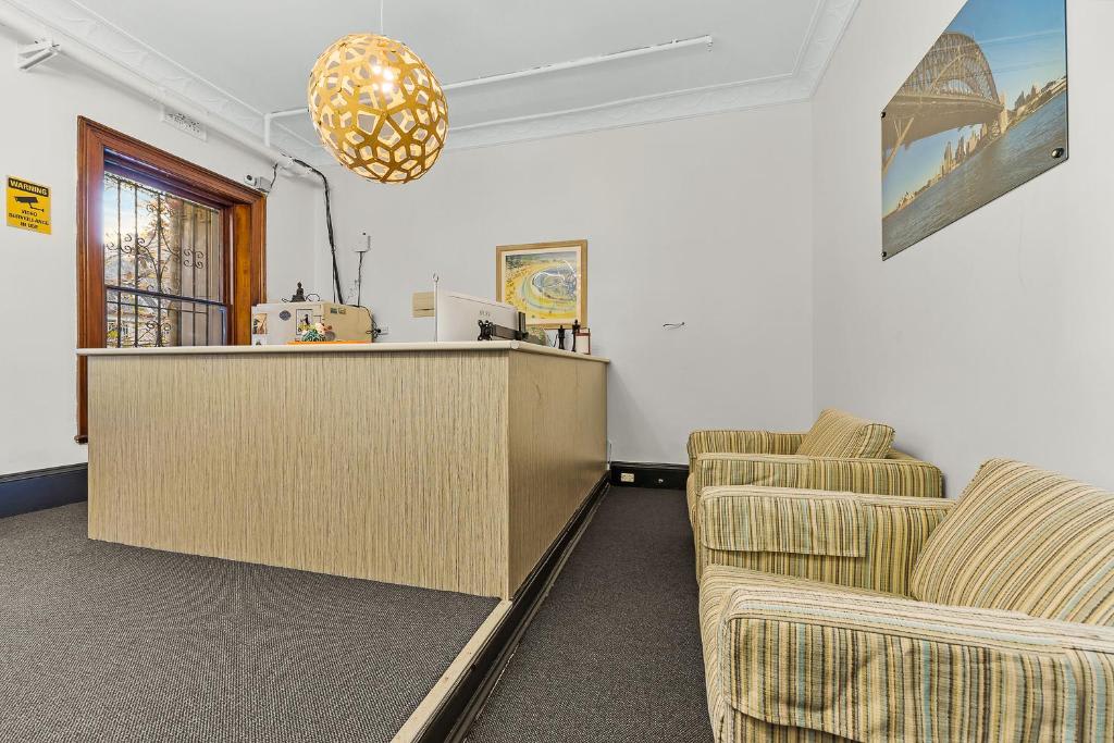 London Gate Backpacker Hotel photo 2