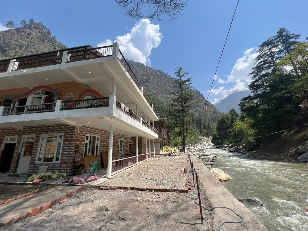 The Trippy Tribe Kasol photo 1