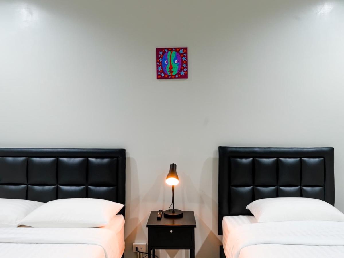 Suksomboon Residence photo 2