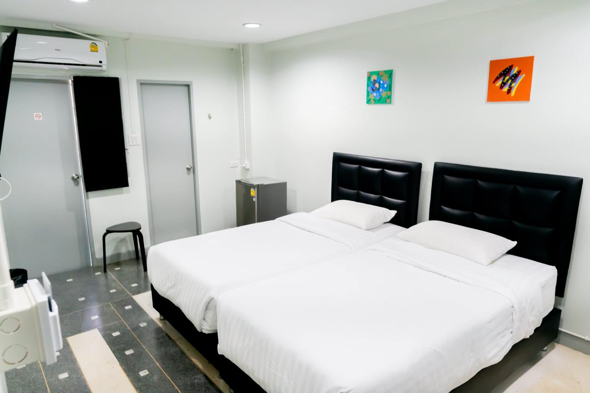 Suksomboon Residence photo 4