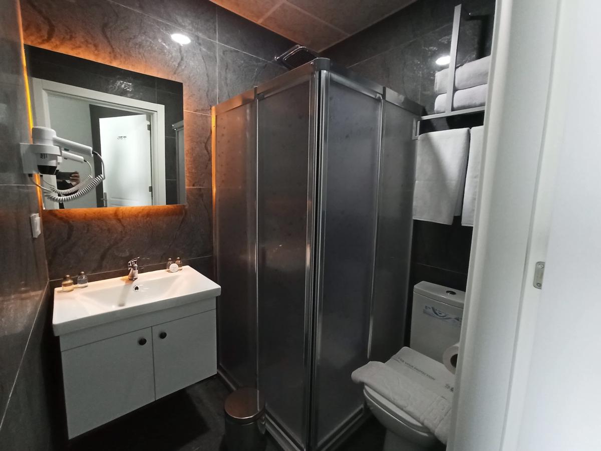 Skylon Airport Hotel photo 4