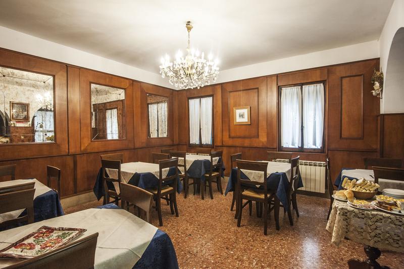 Hotel Locanda Ca' Foscari photo 2