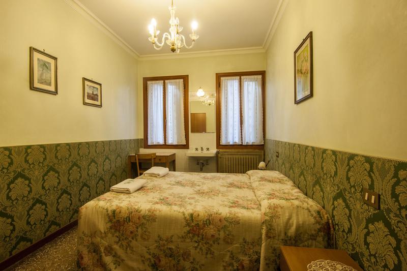 Hotel Locanda Ca' Foscari photo 4