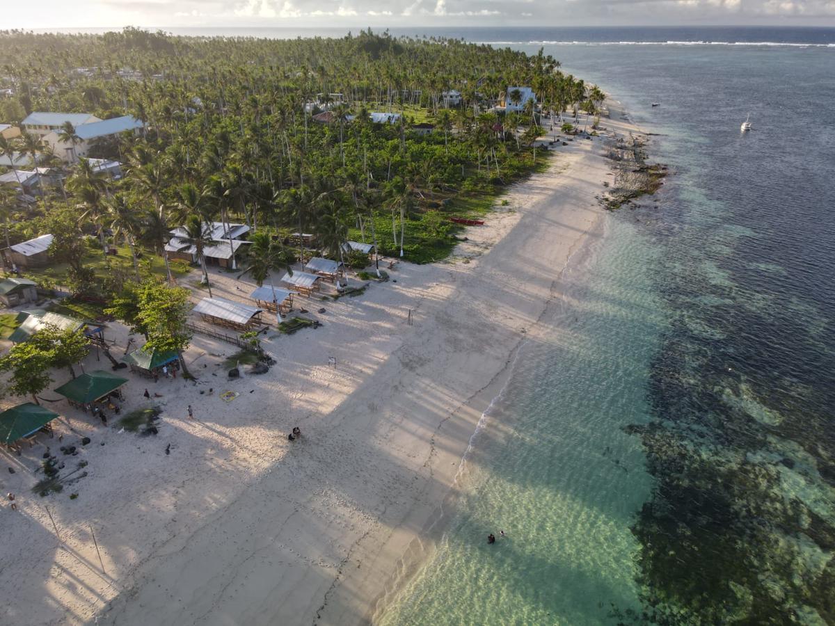 3B Beach Resort Alegria photo 1