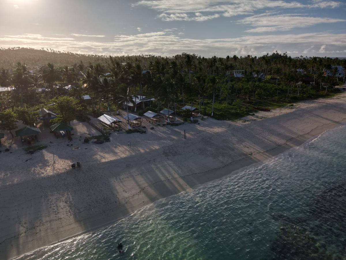 3B Beach Resort Alegria photo 3