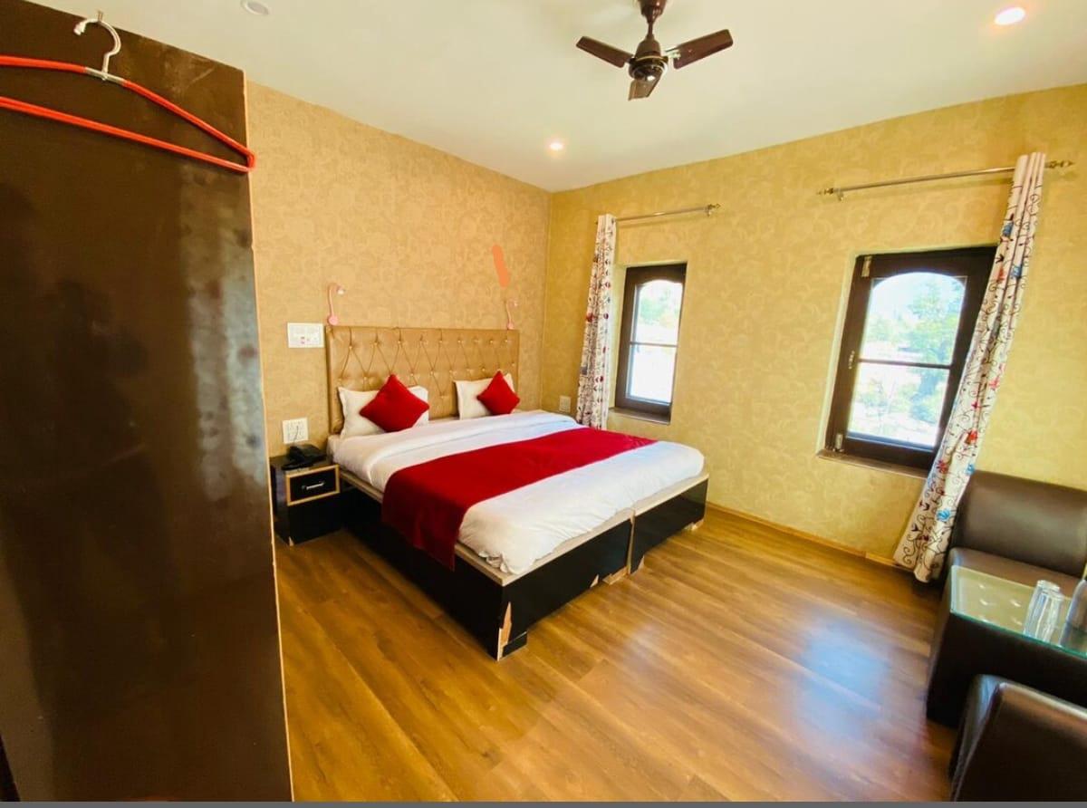 Hotel Loyal Residency, Pahalgam photo 3