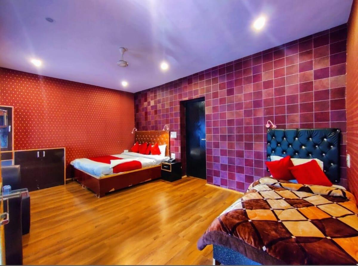 Hotel Loyal Residency, Pahalgam photo 5