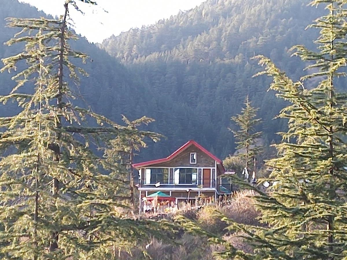 Hassan Valley Retreat photo 2