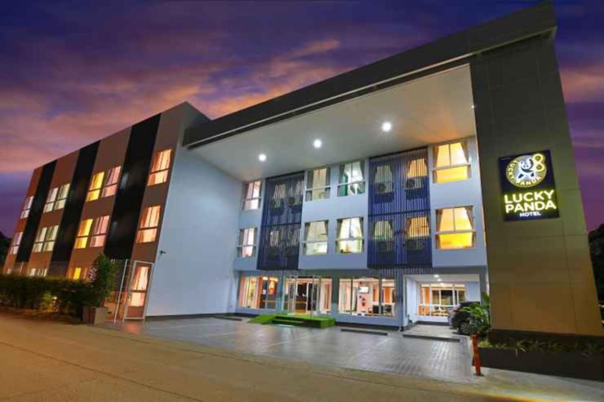 Lucky Panda Hotel photo 1
