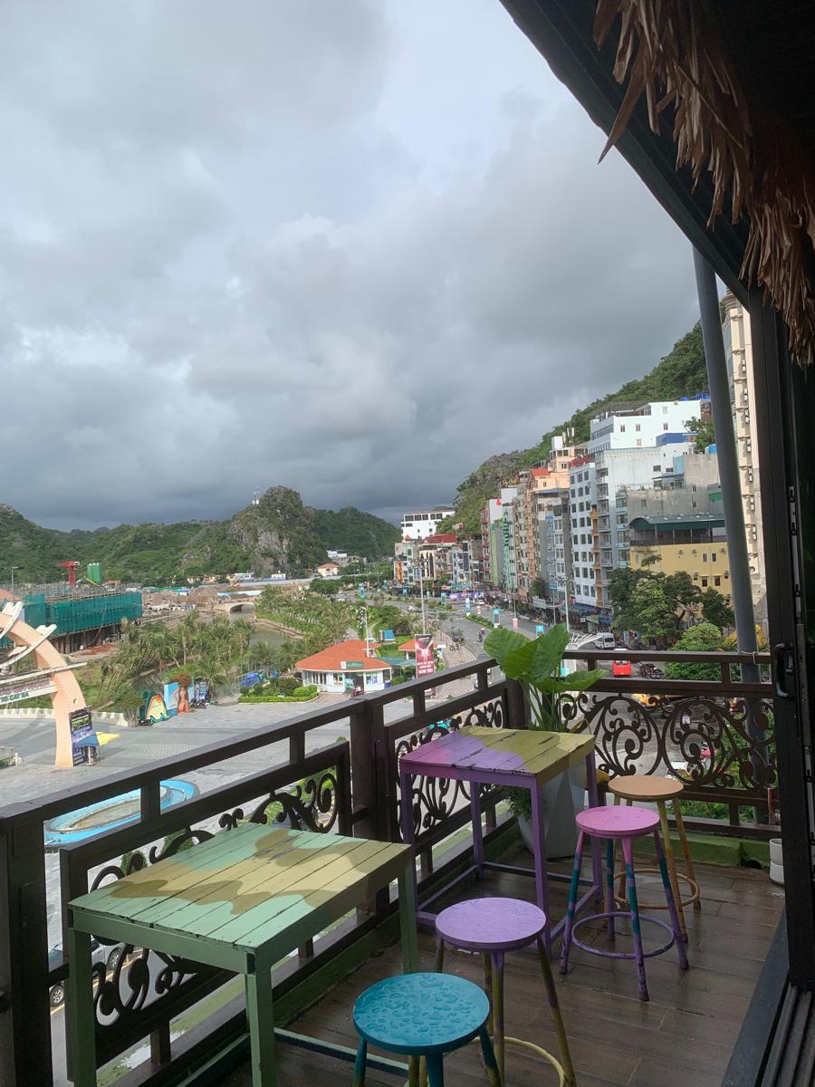 The Little Leaf Hostel & Rooftop Bar photo 2