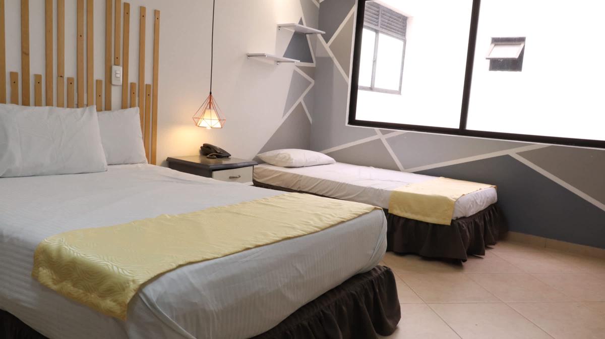 Hotel  Prince Plaza photo 1