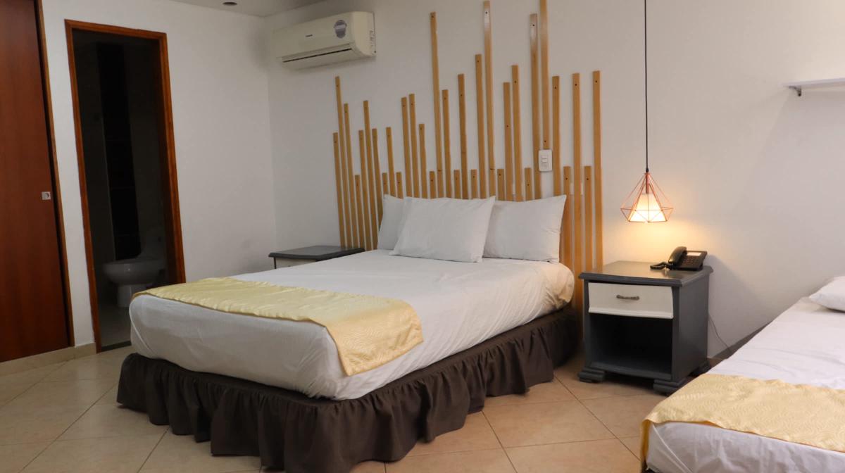 Hotel  Prince Plaza photo 3