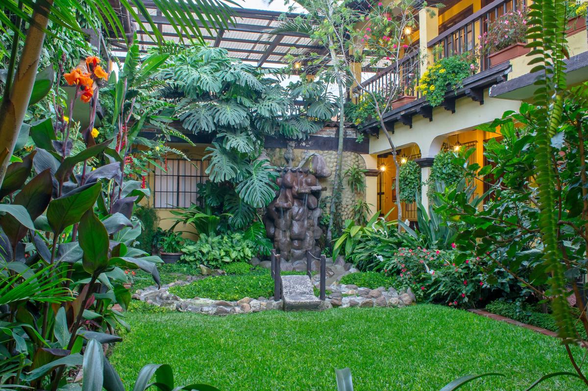 Hotel Las Camelias Inn photo 1