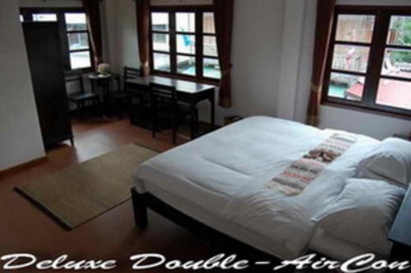 Baan Klang Vieng Hostel photo 2