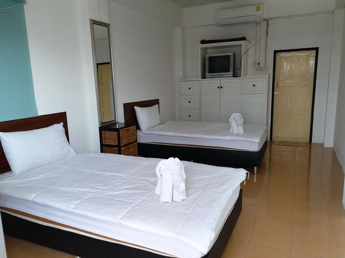 Chang Hostel Suvarnabhumi photo 4