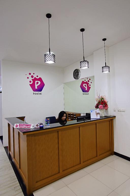 P Hostel Bandung photo 2