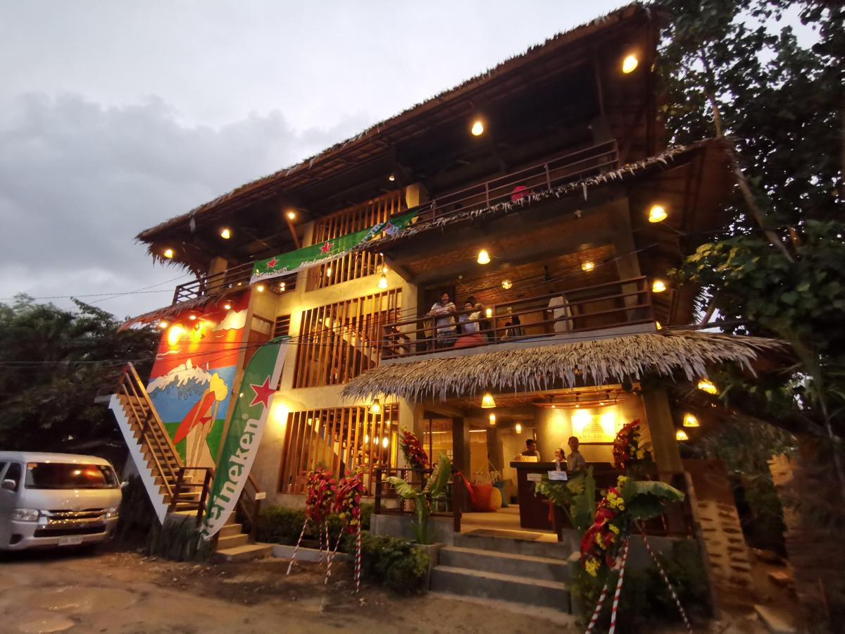Hang Loose Hostel photo 1