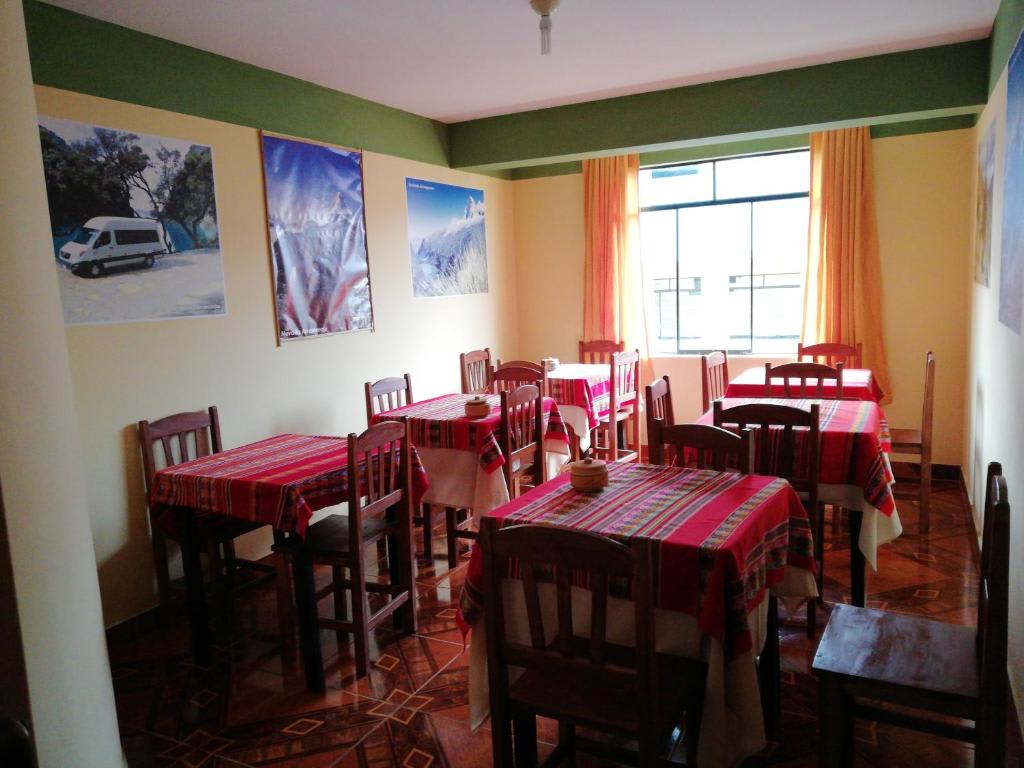 Artesonraju Hostel Huaraz photo 1