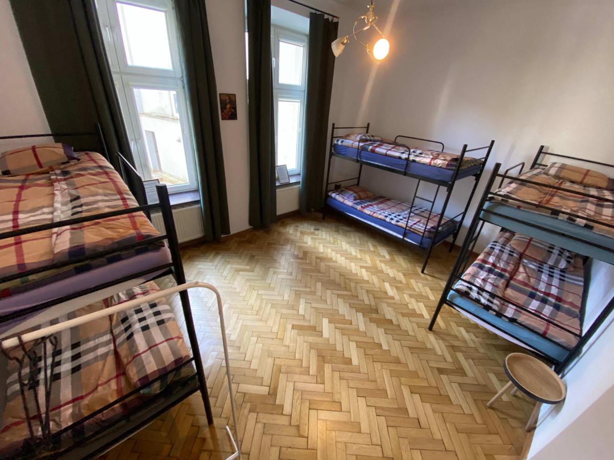 Hostel Uno-No Alkohol Only Comfort photo 3