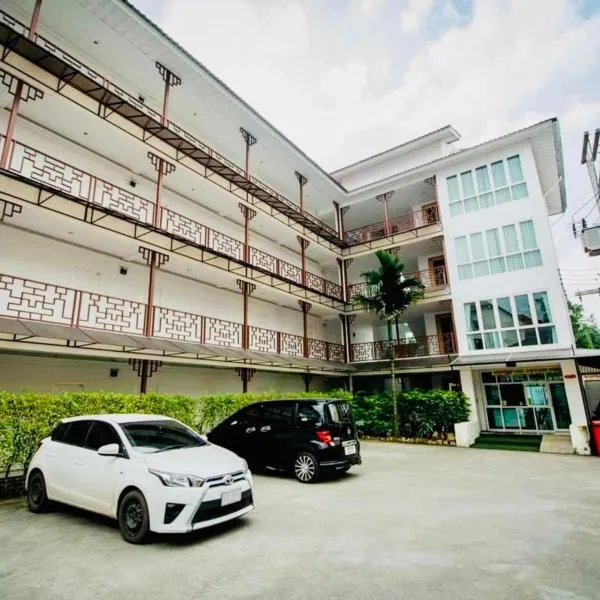 Inn Kham Apartment photo 5