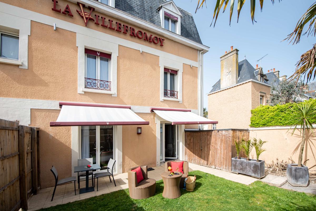 Hotel  La Villefromoy photo 3