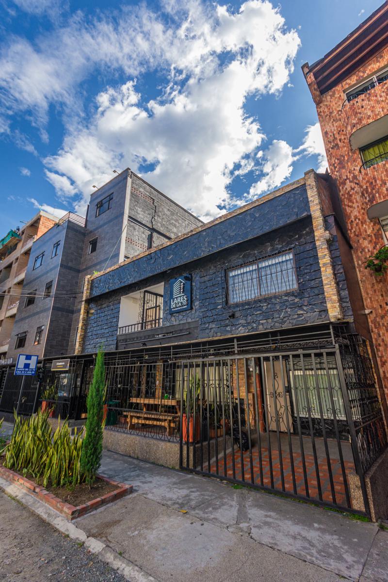 Hotel Lares 70 Laureles photo 3