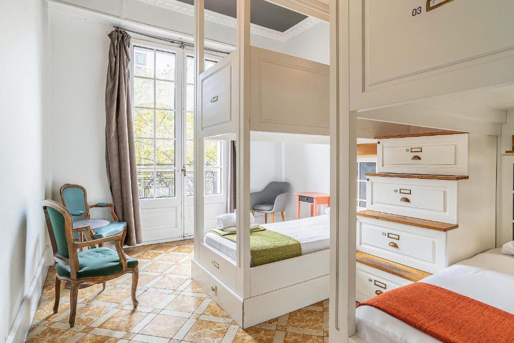 Casa Gracia Barcelona Hostel photo 2