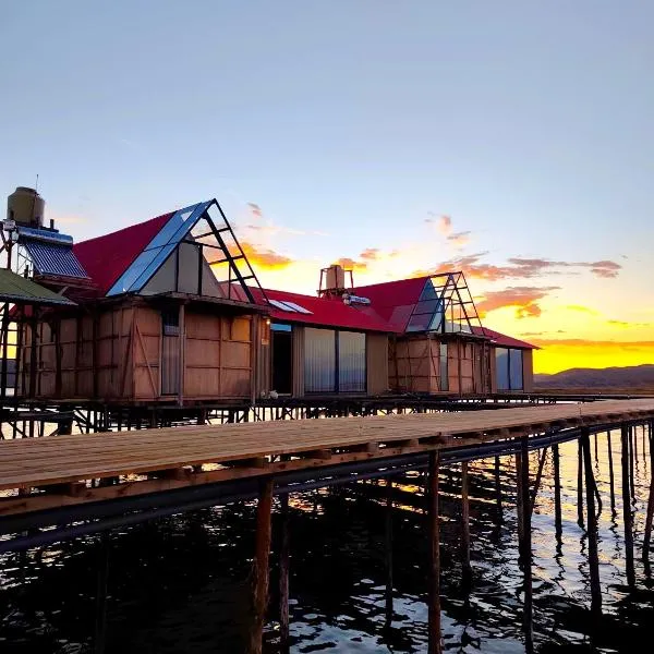Uros Titicaca lodge Puno Peru photo 5