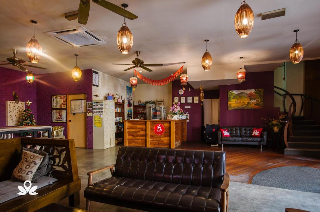 The Explorers Guesthouse and Hostel photo 1