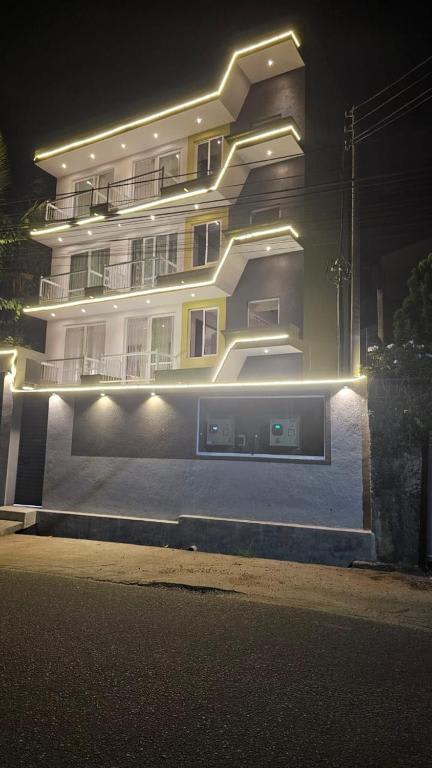 Truly Hostel Kandy photo 3