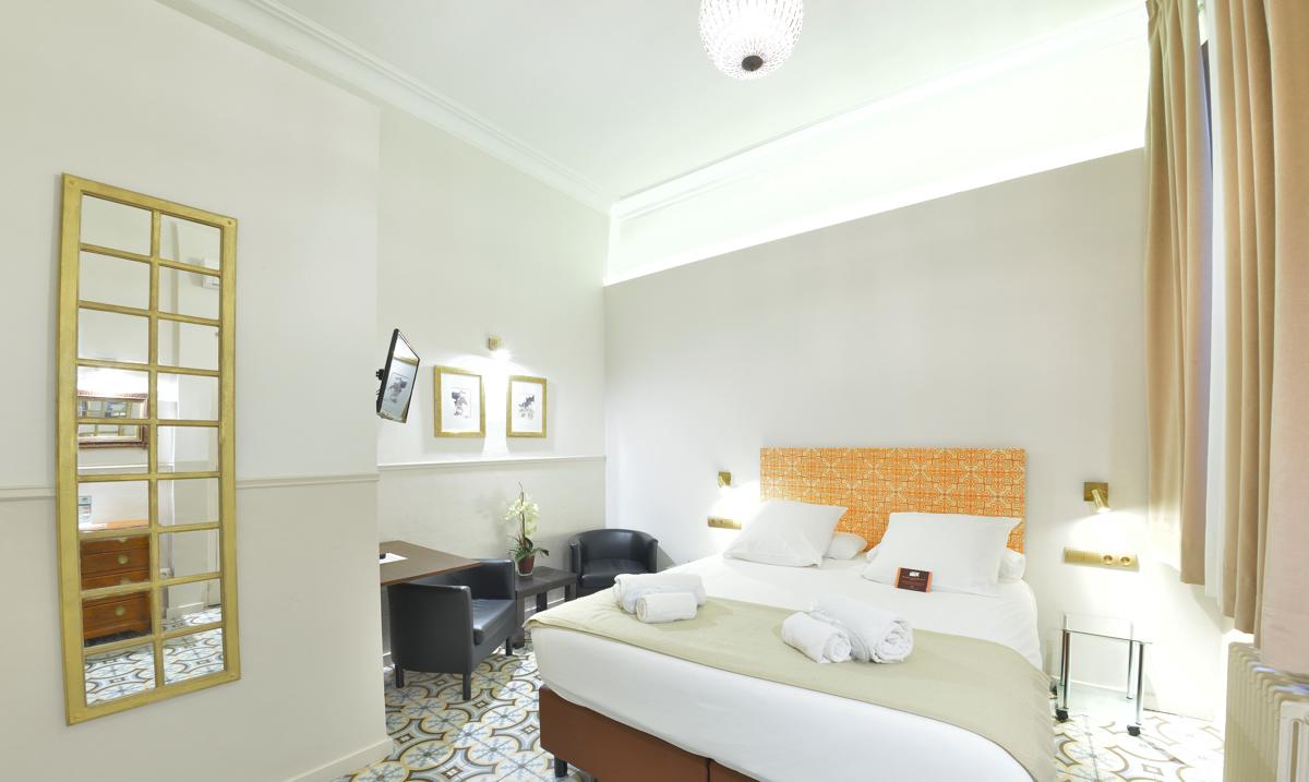 Mihlton Barcelona Boutique B&B photo 3