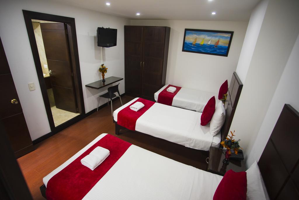 Hotel Bogota Real Corferias photo 4